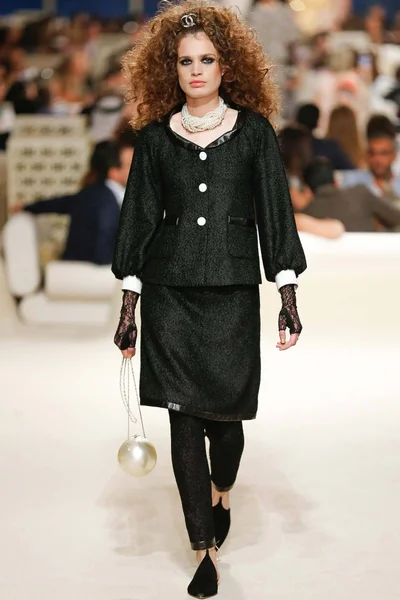 Look 23